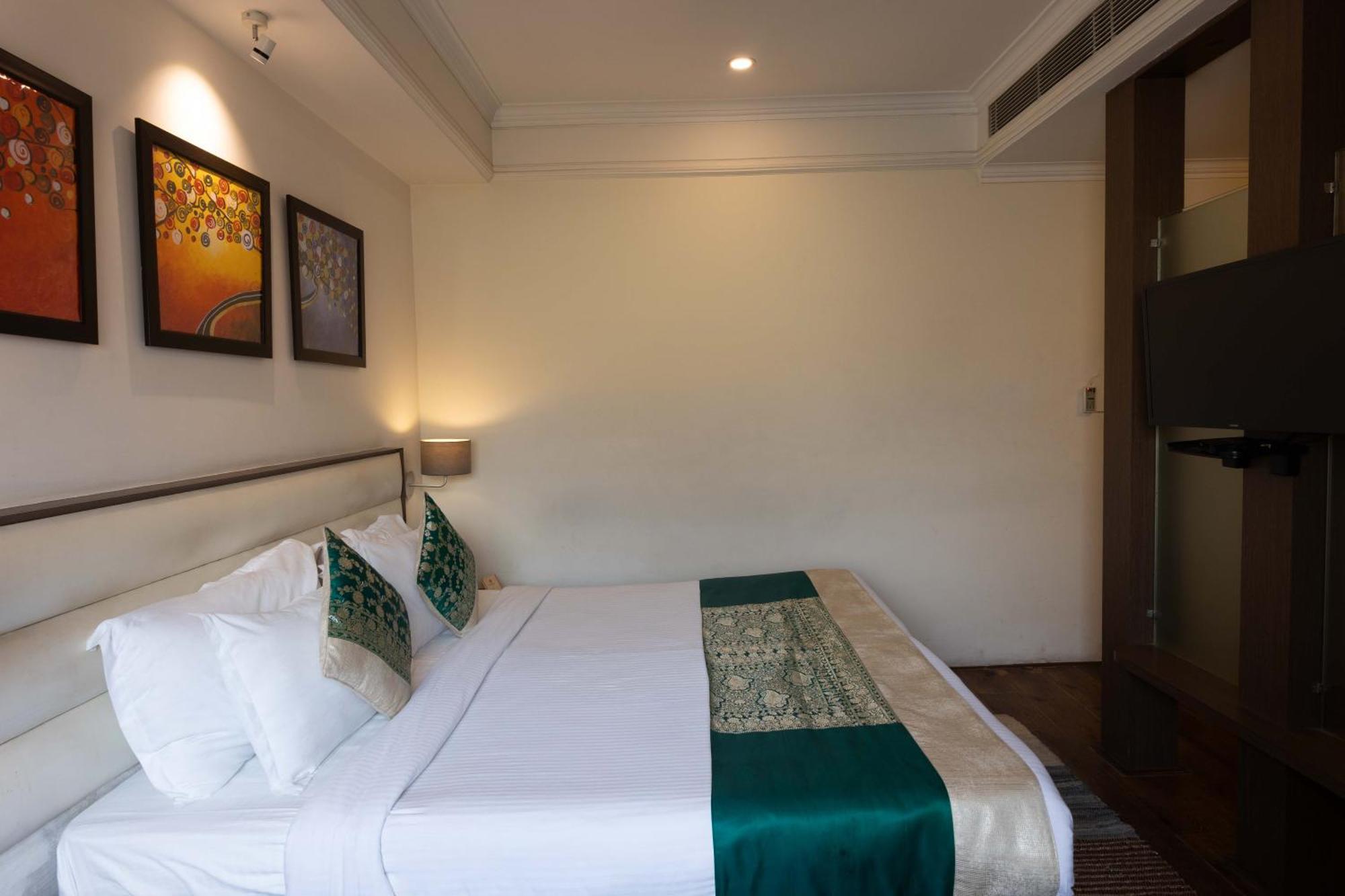 New Hotel Broadway Varanasi Dış mekan fotoğraf