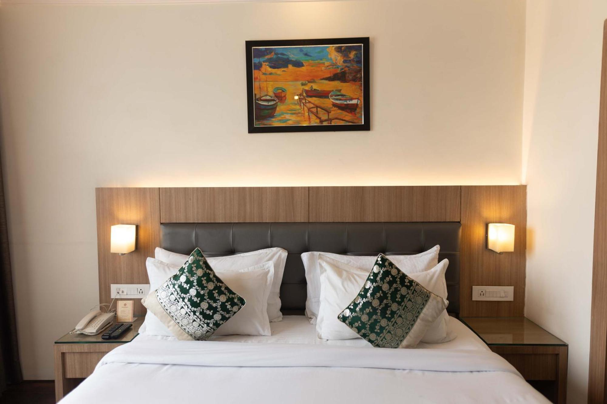 New Hotel Broadway Varanasi Dış mekan fotoğraf